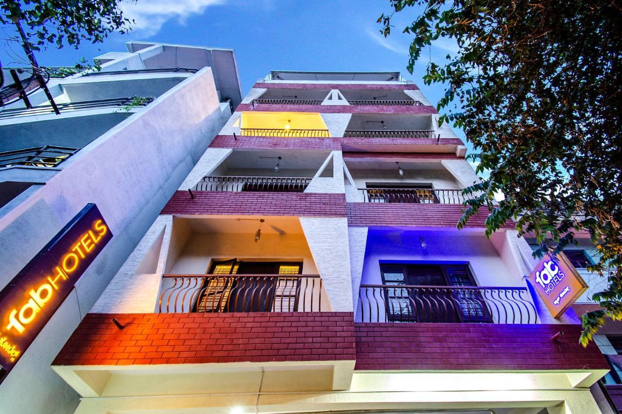 Fabhotel Millenium Stay Indiranagar Bangalore Exterior photo